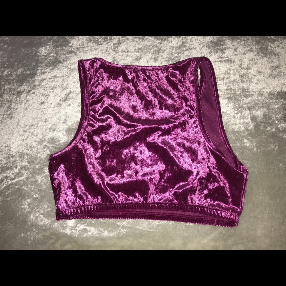 Crop Top - Picture 2 of 3